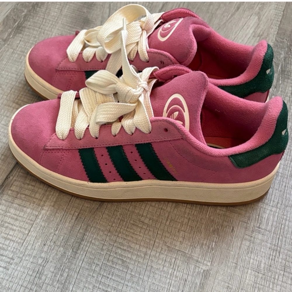 Adidas campus  Women's Pink Suede Casual Sneakers with Green Stripes